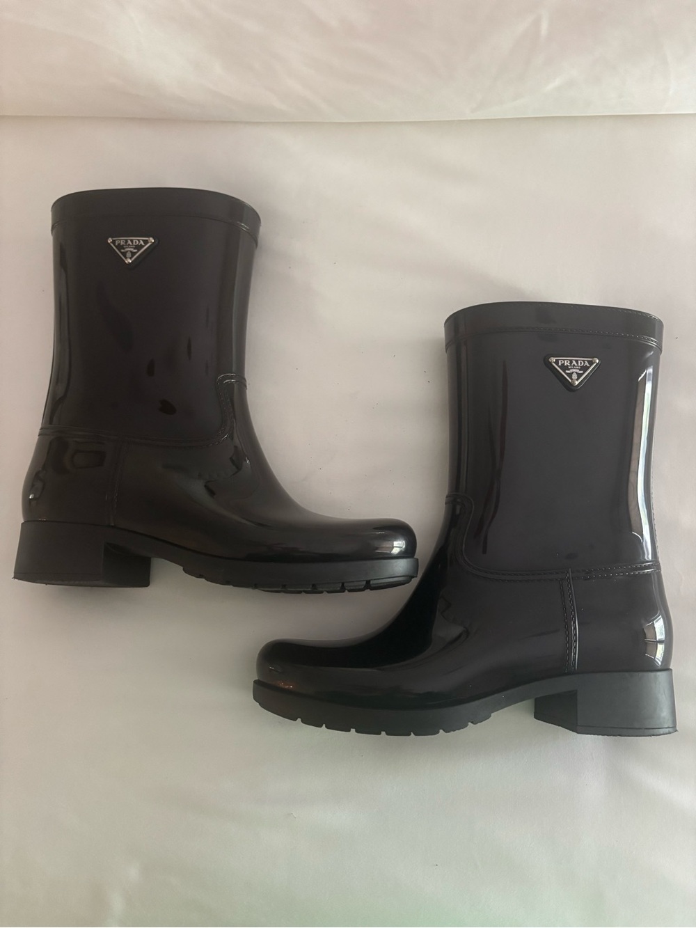 Prada Black Patent Mid Calf Rain
Boots SZ 38 - Picture 10 of 17